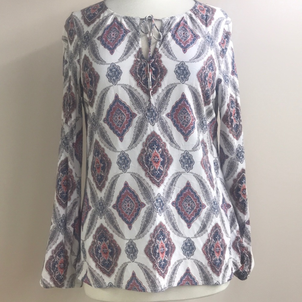 Crosby Long Sleeve Ladies Tie Closure w Square Neck Diamond Design Boho L Shirt